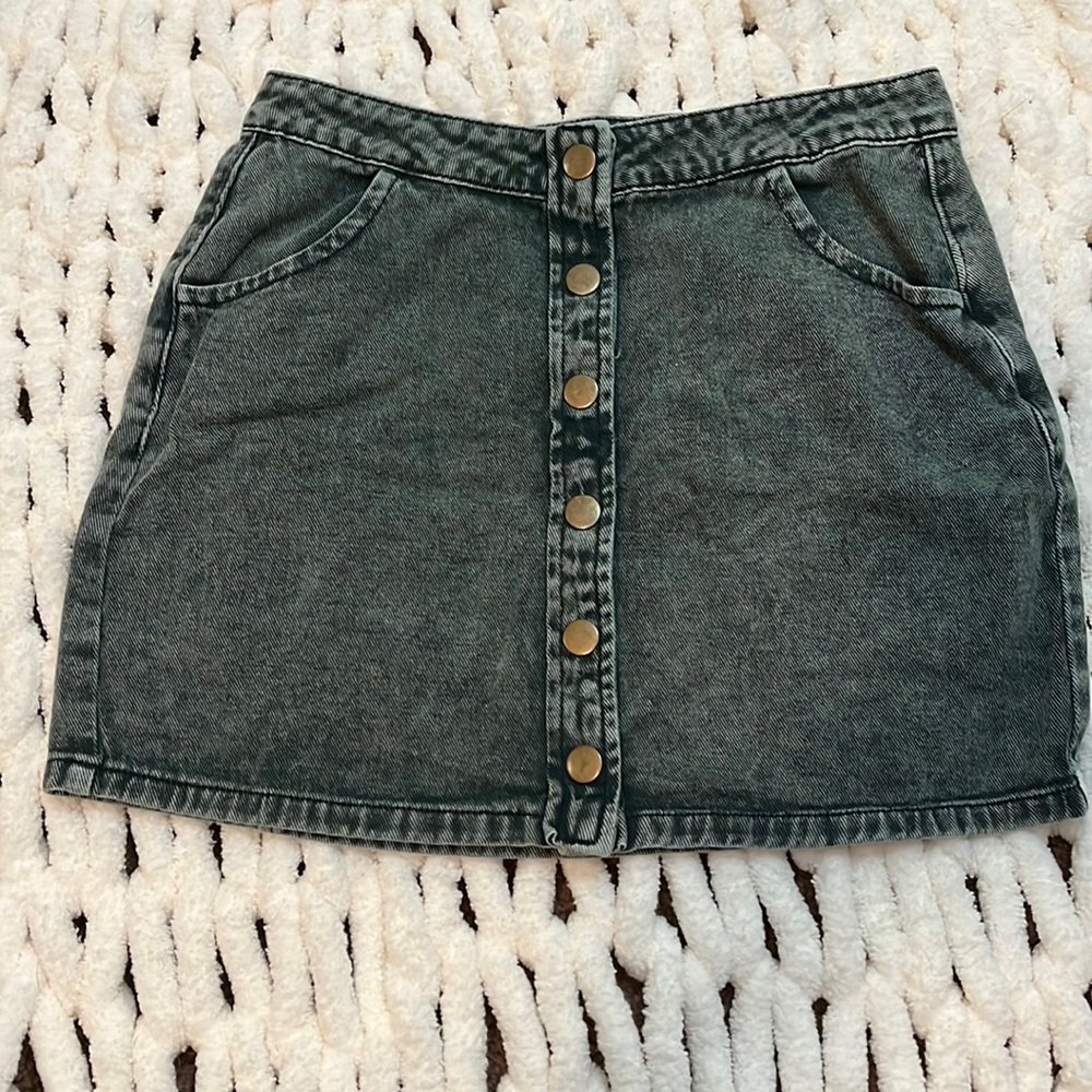 Green Denim Button Up Skirt - Picture 3 of 8